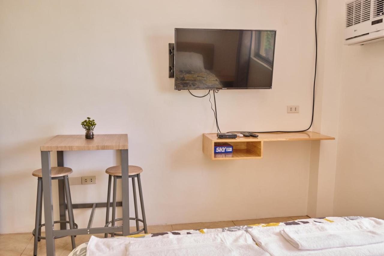 Hidden Hill Hotel Lapu-Lapu City Zewnętrze zdjęcie
